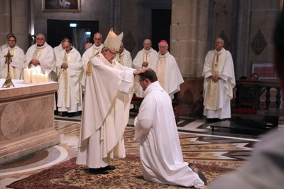 0. 72dpi   ordination diaconale de Guillaume Thévenon © François Julien (6)