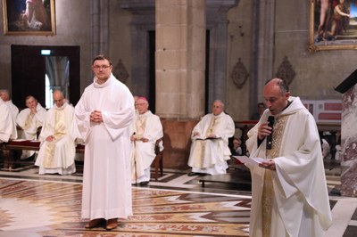 0. 72dpi   ordination diaconale de Guillaume Thévenon © François Julien (3)