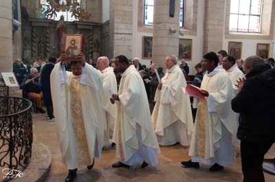 2025nov.23Messe_d'Installation-cononique de l'abbé Sudhira KORADA014.jpg