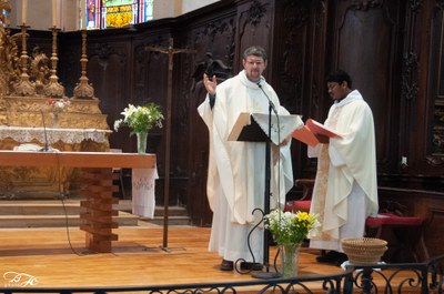 2025nov.23Messe_d'Installation-cononique de l'abbé Sudhira KORADA018.jpg