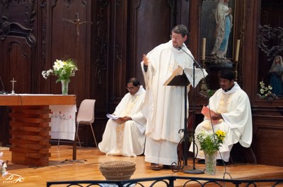 2025nov.23Messe_d'Installation-cononique de l'abbé Sudhira KORADA037.jpg