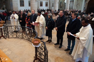 2025nov.23Messe_d'Installation-cononique de l'abbé Sudhira KORADA064.jpg