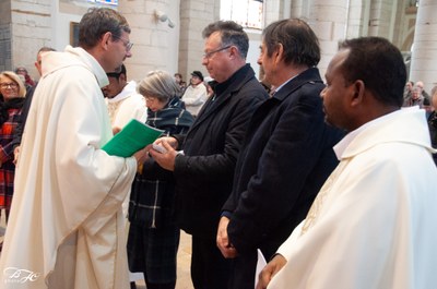 2025nov.23Messe_d'Installation-cononique de l'abbé Sudhira KORADA078.jpg