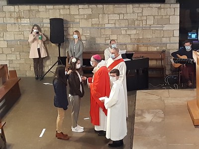 Confirmation des jeunes du doyenné - Eglise St Louis de Montrapon - 7 mars 2021 (27).jpg