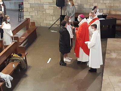Confirmation des jeunes du doyenné - Eglise St Louis de Montrapon - 7 mars 2021 (30).jpg