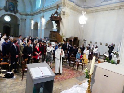 1ère des communions - Paroisse Val de la Dame Blanche - 6 juin 2 (14).JPG