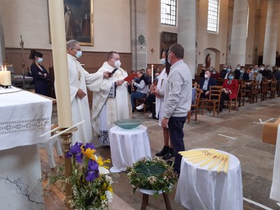Profession de Foi - Eglise de Pouilley-les-Vignes - 16 mai 2021 (14).jpg