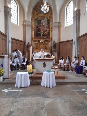 Profession de Foi - Eglise de Pouilley-les-Vignes - 16 mai 2021 (17).jpg