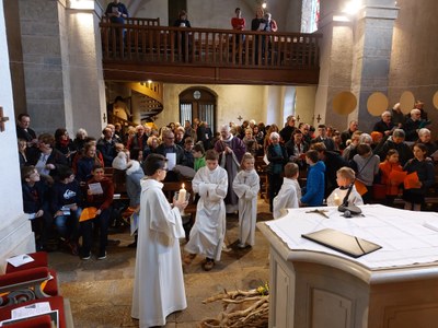 Messe animée par les CM2 - Eglise de Chatillon - 12 mars 2023 (2).jpg