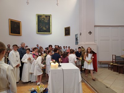 1ère des communions - Eglise d'Ecole - 4 juin 2023 (12).jpg