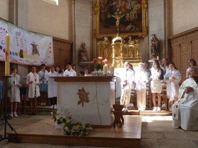 Profession de Foi - Eglise de Pouilley-les-Vignes - 14 mai 2023 (17).JPG