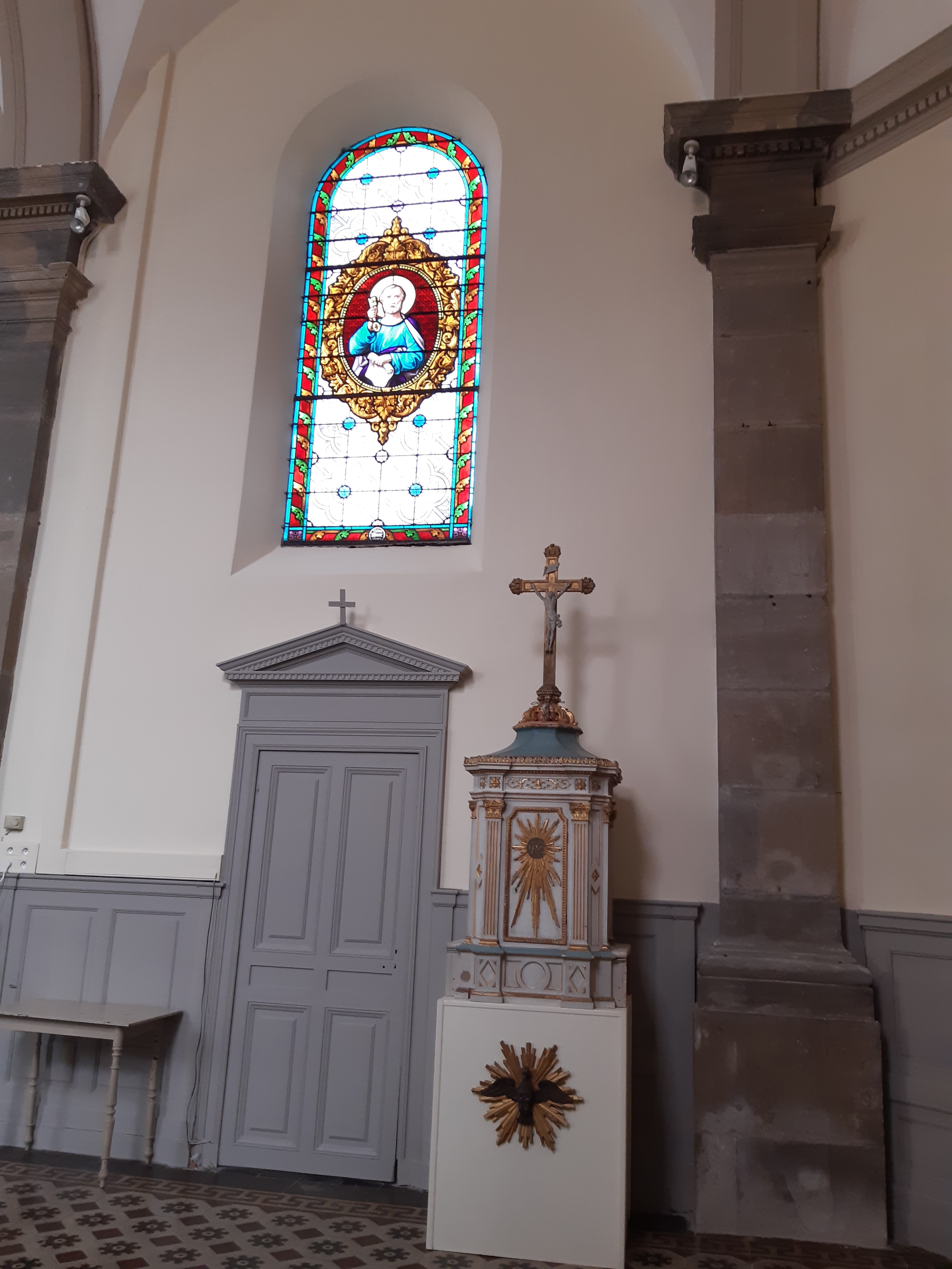 Eglise Saint Lazare de Devecey (14).jpg