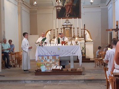 1ère des communions - Val des Salines - 3 juillet 2022 - Eglise Cussey ( (4).jpg