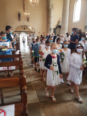 1ère des communions - Paroisse Notre-Dame des Vignes - 20 juin 2021 (3).jpg