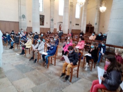 Messe avec les enfants de la catéchèse - Eglise de Pouilley-les-Vignes - 2 février 2021 (3).jpg