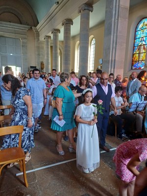 1ère communion - Eglise de Franois - 25 juin 2023 (3).jpg