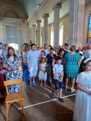 1ère communion - Eglise de Franois - 25 juin 2023 (4).jpg