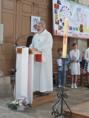 Profession de Foi - Eglise de Pouilley-les-Vignes - 14 mai 2023 (14).JPG