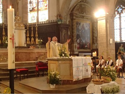 1er communion bld 1.jpg