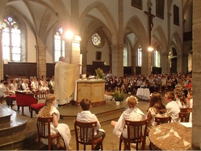 1ere communion bld.jpg