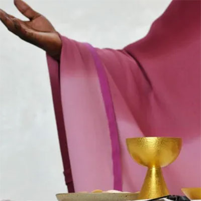 Vêtement liturgique rose "GAUDETE"