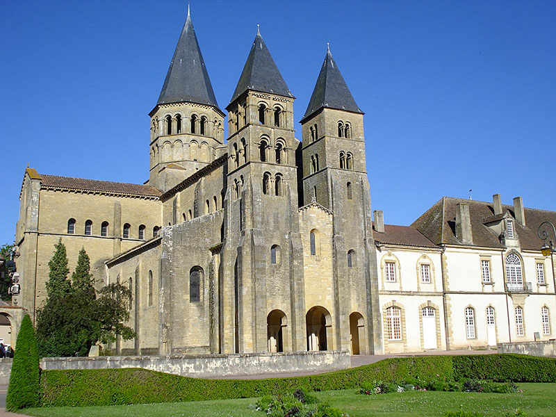 Paray le Monial basilique 72dpi