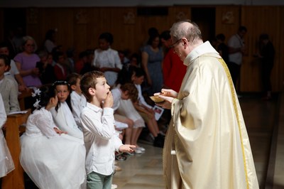1eres_communions_2023-150.jpg