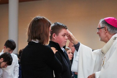 Confirmation 2019   selection 087