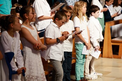 premiere-communion-12-06-2022_058.jpg