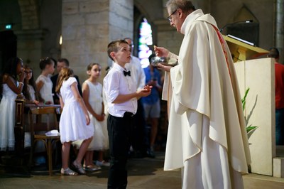 premiere-communion-19-06-2022_264.jpg