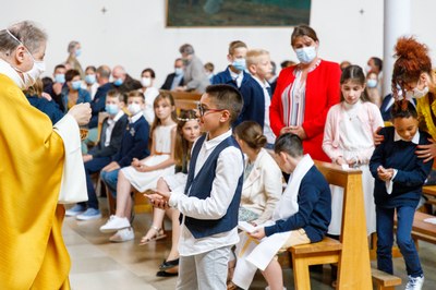 Premières des communions St Pierre 06 06 2021 378