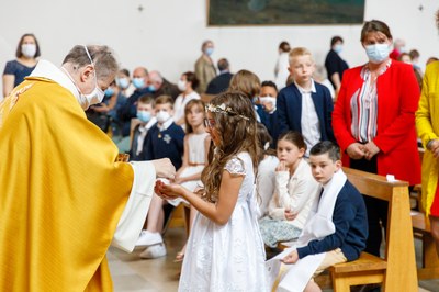 Premières des communions St Pierre 06 06 2021 400