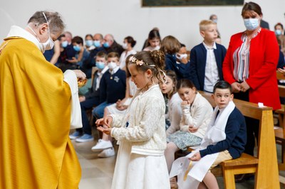 Premières des communions St Pierre 06 06 2021 404