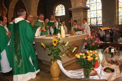 IMG 2955 autour de l'autel