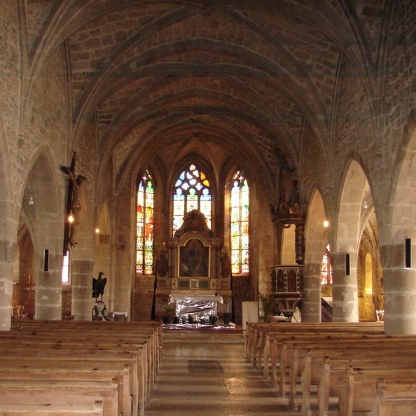 int-eglise-le-bizot.jpg