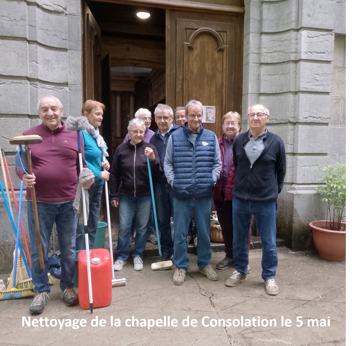 nettoyage-de-la-chapelle-de-consolation-le-5-mai