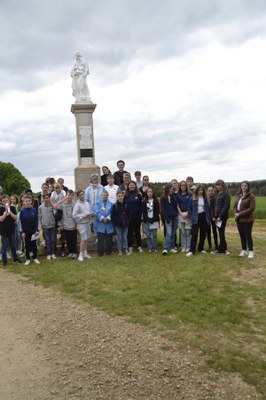 grp ste anne portrait red