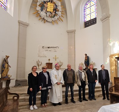 Mgr Bouilleret et des élus des municipalités de Montarlot et le Cordonnet le 11 mai 23
