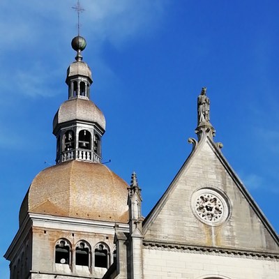 Basilique - Clocher - Carré.jpg