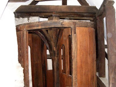 Tour saint Pierre Fourier 3.jpg