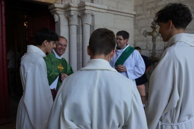 13 07 2025   Pesmes         diacre Charles (106)