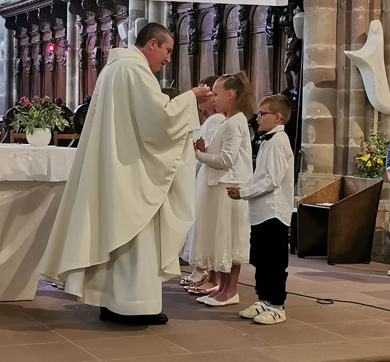 1ère communion 26 05 24.png