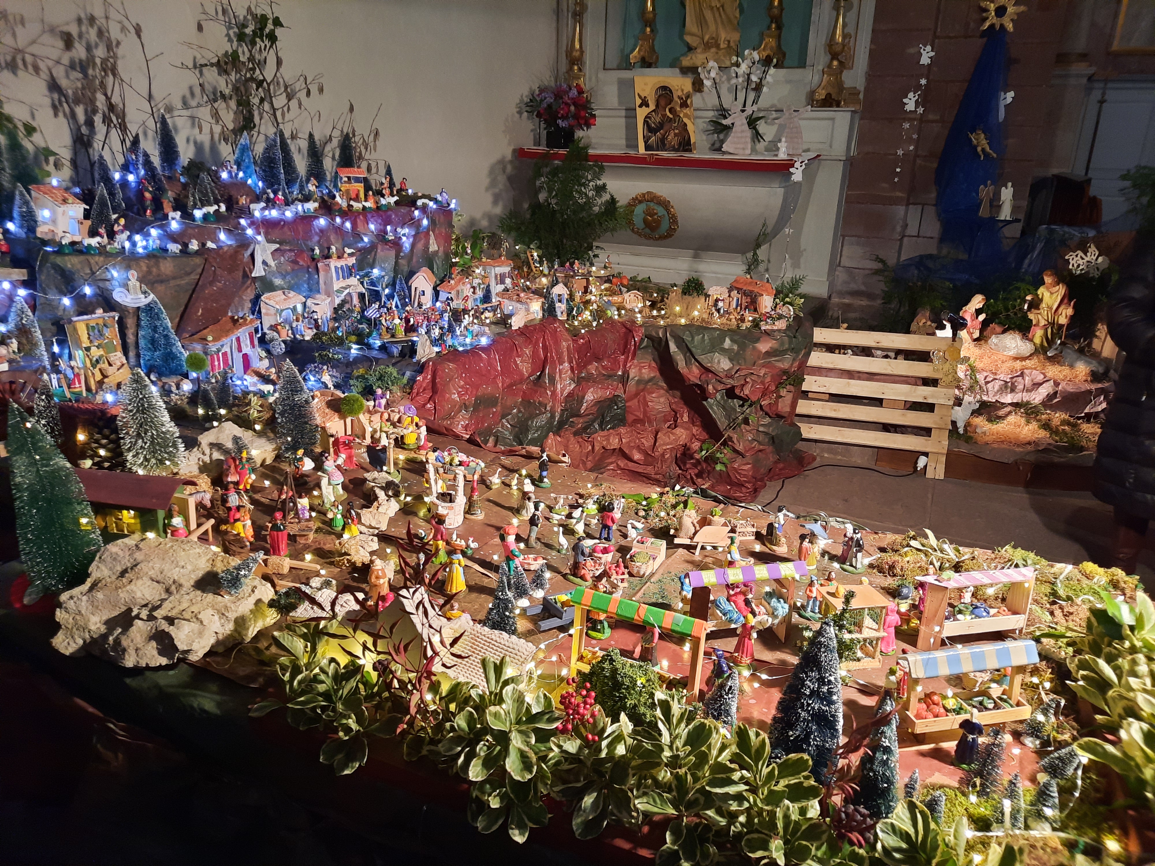 crèche 1.jpg