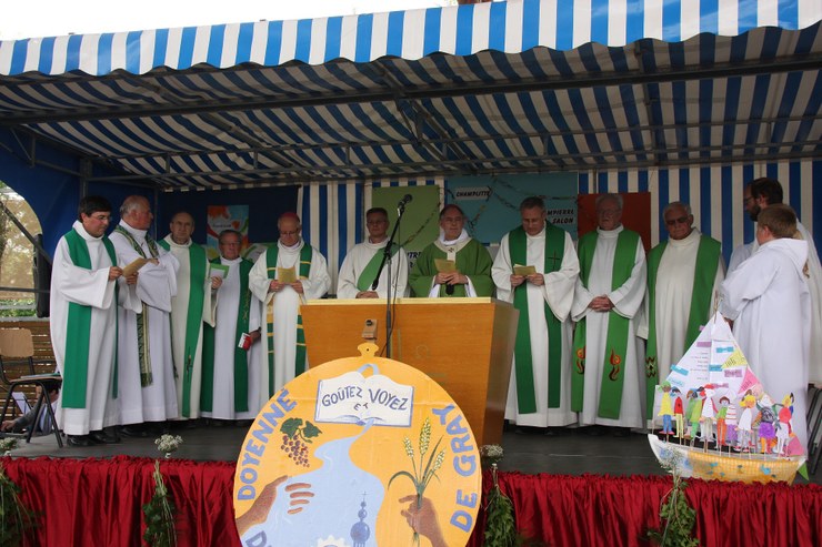 Célébration - 14 juin 2015.jpg
