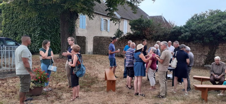 Chevigney - verre de l'amitié - 31.7.2026.jpg