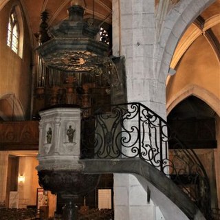 Orgue carré.jpg