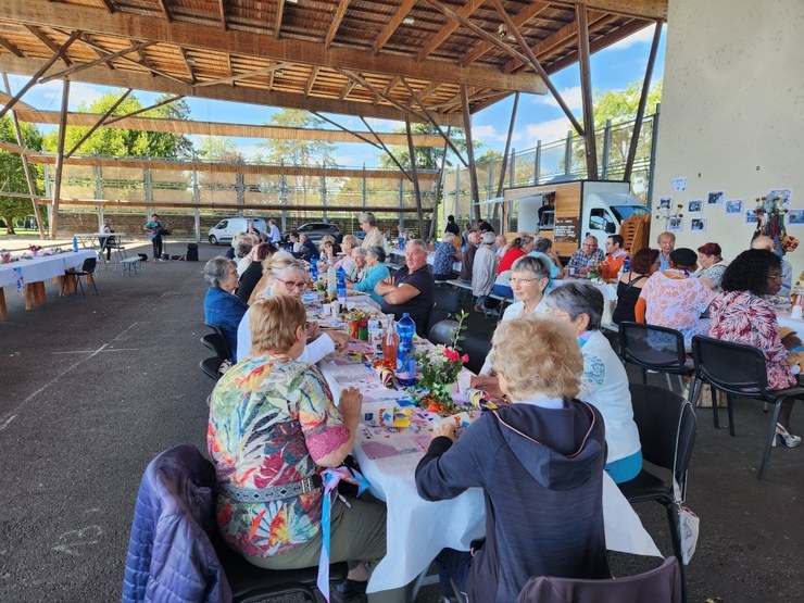 Secours catholique - Repas.jpg