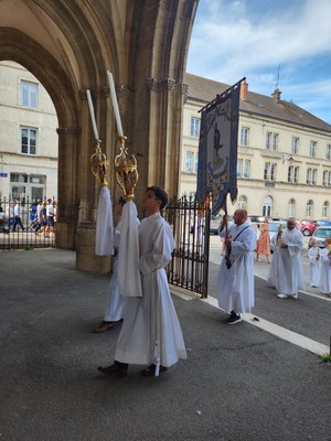 Procession 8 15.8.2026